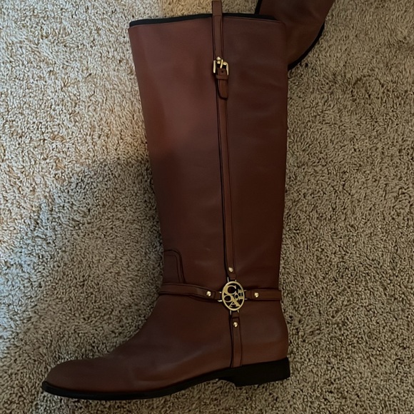 Barely worn Brown Coach Riding Boots in an 8.5 - Picture 2 of 4